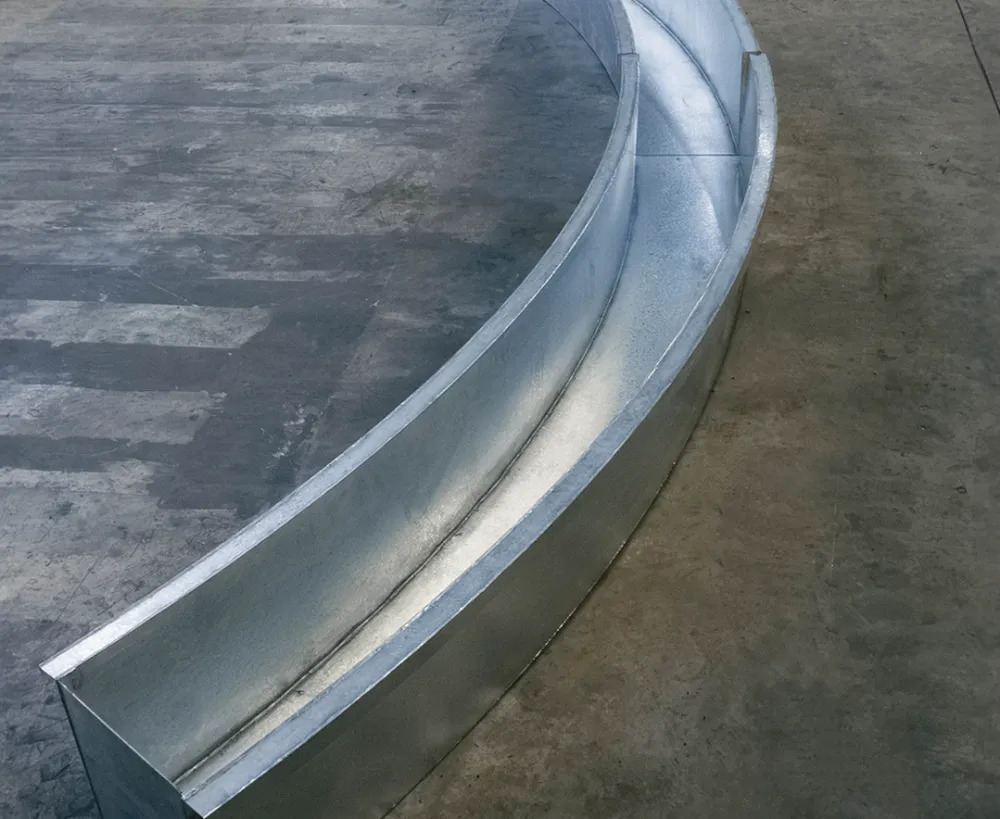 Canaleta curva