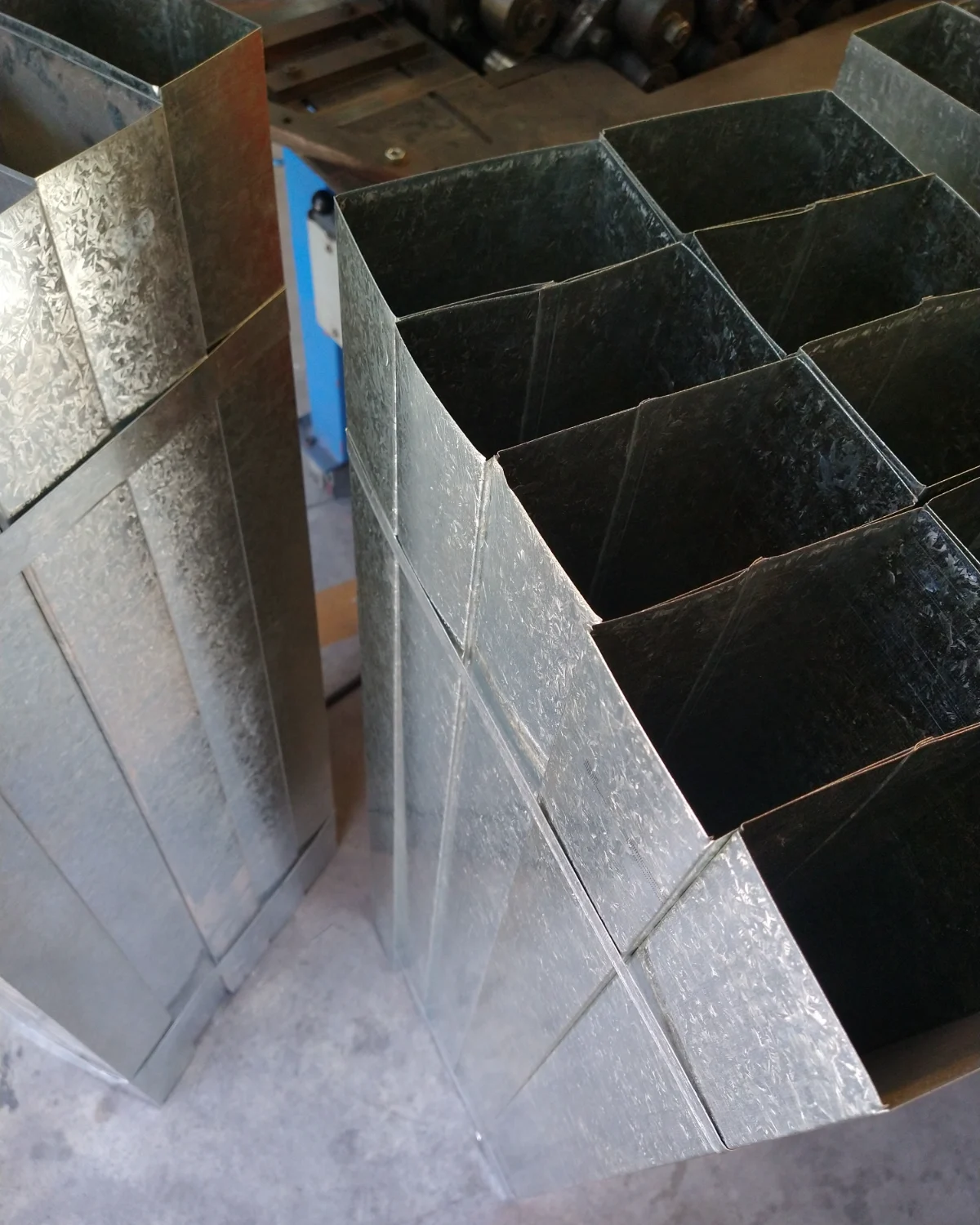 Bocas de conductos rectangulares de chapa galvanizada