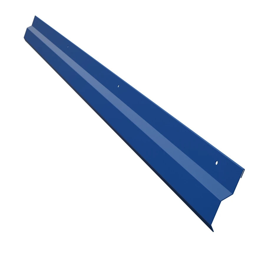 Cubrebabeta de chapa azul milenium: la tira completa, vista desde la punta